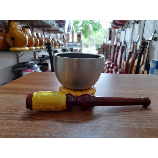 Chuông gia trì 1,5 tay