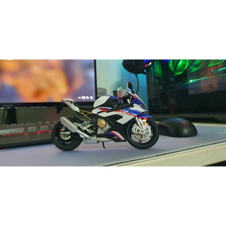Mô hình moto BMW S1000RR