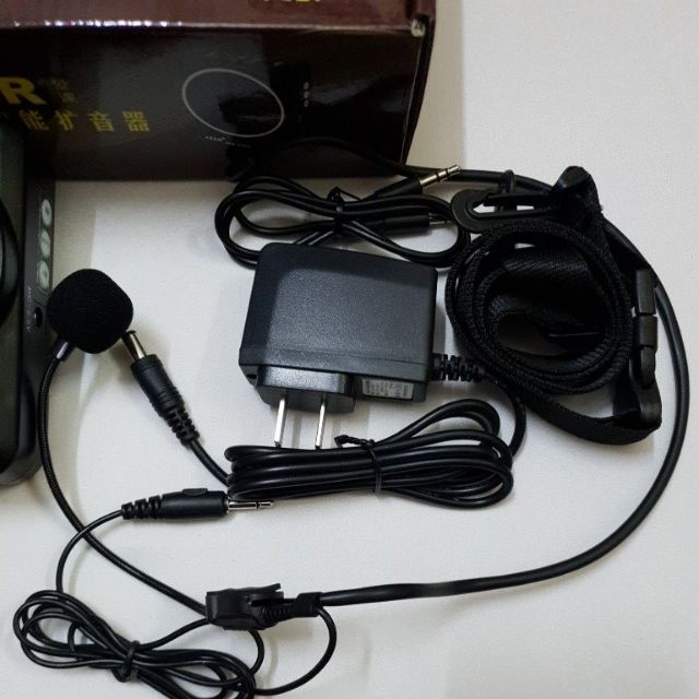 LOA TRỢ GIẢNG AKER MR2700 BH 6 THÁNG