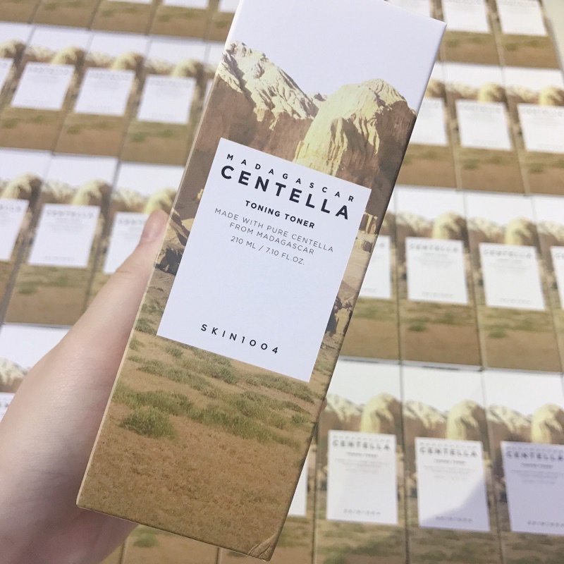 Nước Hoa Hồng Phục Hồi, Tái Tạo Da Mụn Và Làm Lành Sẹo Mụn Skin1004 Madagascar Centella Toning Toner 210ml | BigBuy360 - bigbuy360.vn