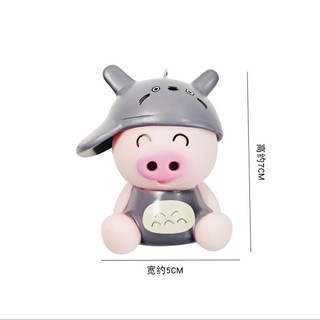 Móc khoá heo ngồi đội mũ