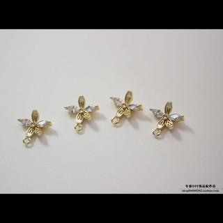 Bông Hoa Nhỏ Mạ Vàng 18K