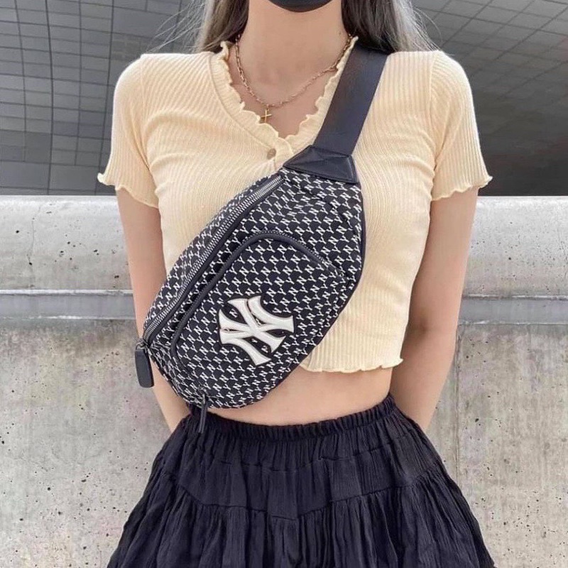 (TQXK 1:1 )Túi đeo chéo mono 5 màu siêu đẹp