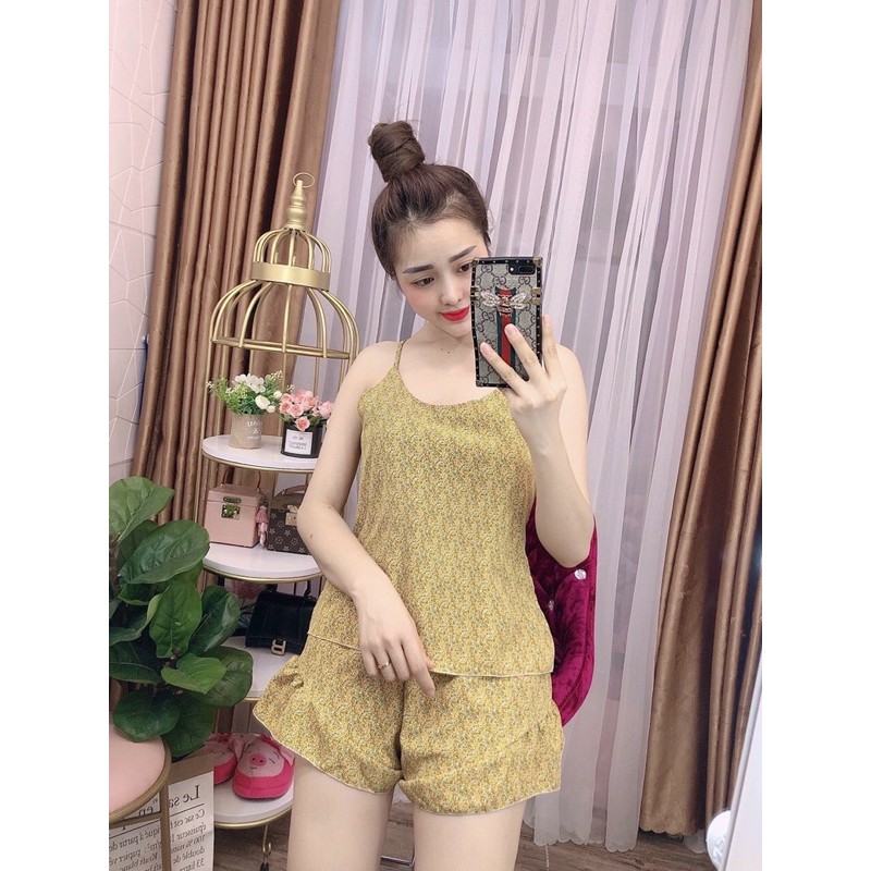 Bộ lụa 2 dây yếm mặc nhà mát 4màu:vàng/hồng ruốt/xanh/hồng