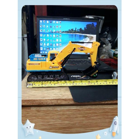 ĐỒ CHƠI HỘP XE CẦN CẨU CHẠY PIN, CÓ NHẠC ĐÈN ( kèm ảnh thật )!!