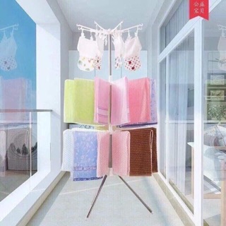 Giá phơi quần áo cho bé