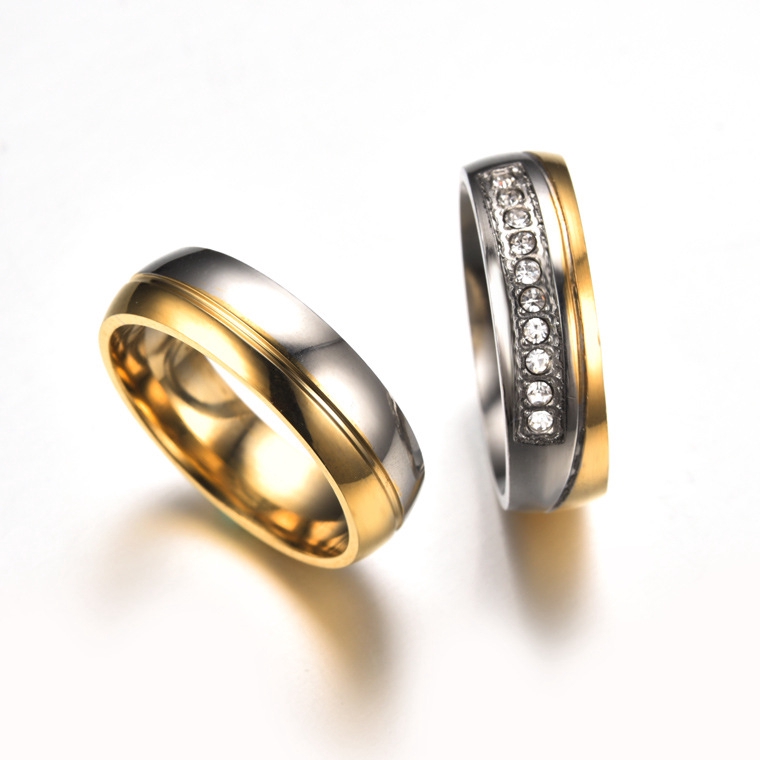 Nhẫn đeo ngón tay làm quà tặng đám cưới đẹp mắt cho và nữ