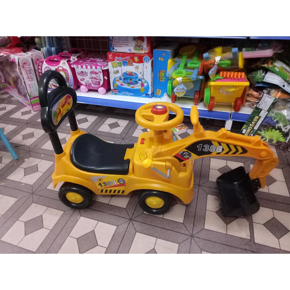 [NHẬP TOY30K GIẢM] Xe Cẩu Chòi Chân Có Cần Múc