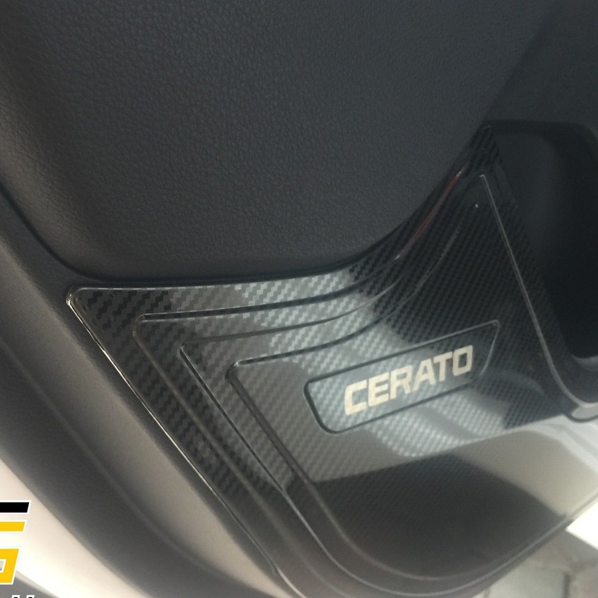 Ốp Tapli cacbon Cánh Cửa Xe Cerato 2019- 2020- 2021 carbon- Hàng đẹp