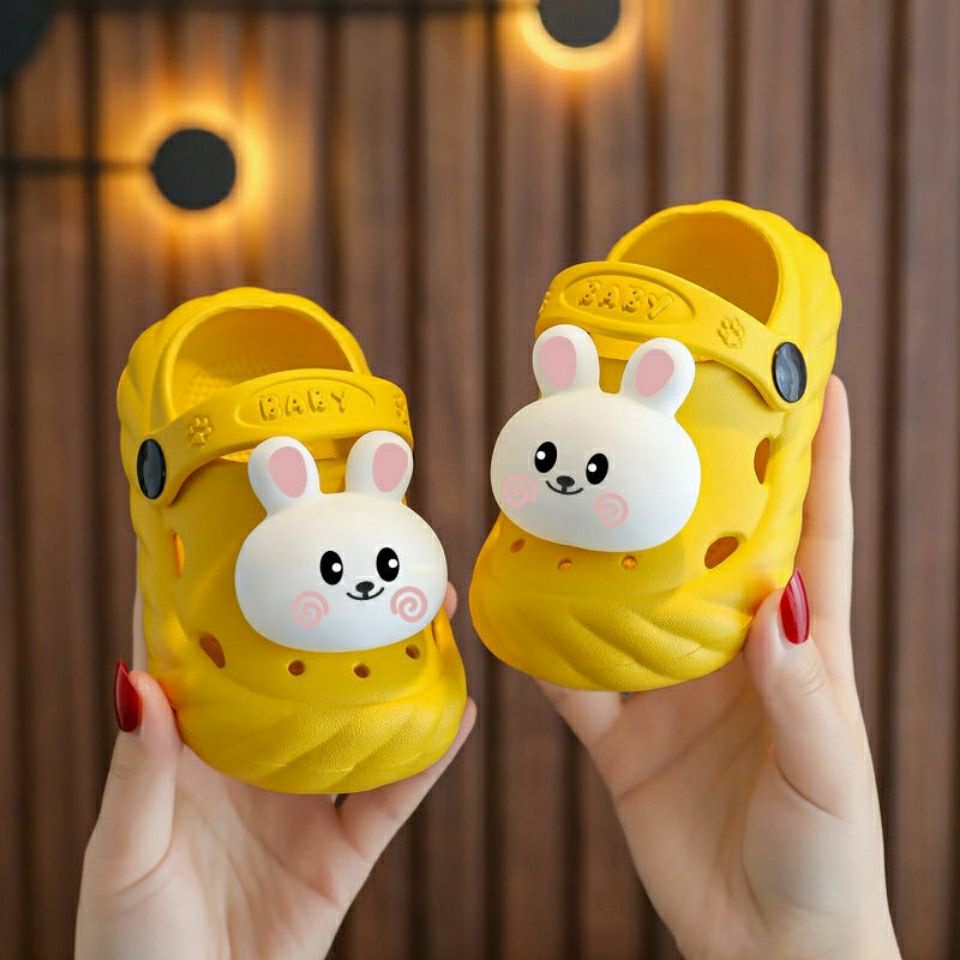Dép đi trong nhà đế mềm chống trượt họa tiết thỏ dễ thương