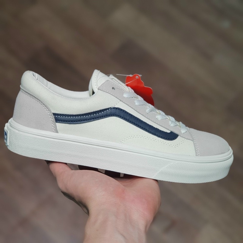 Giày Thể Thao Cao Cấp Vans