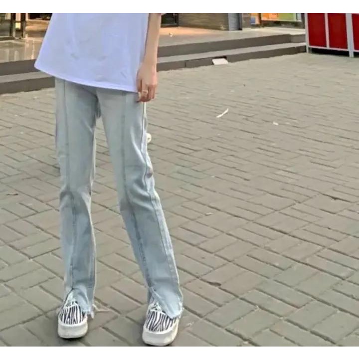 Quần Jeans Ống Loe Thiết Kế Lưng Cao Thời Trang Xuân Hè Mới 2021 Cho Nữ