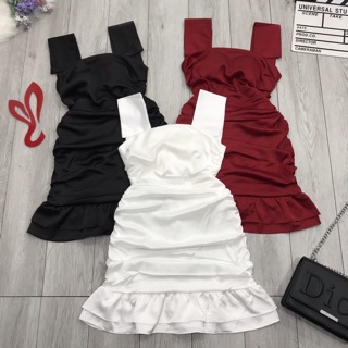 Đầm phi lụa cổ vuông đuôi cá