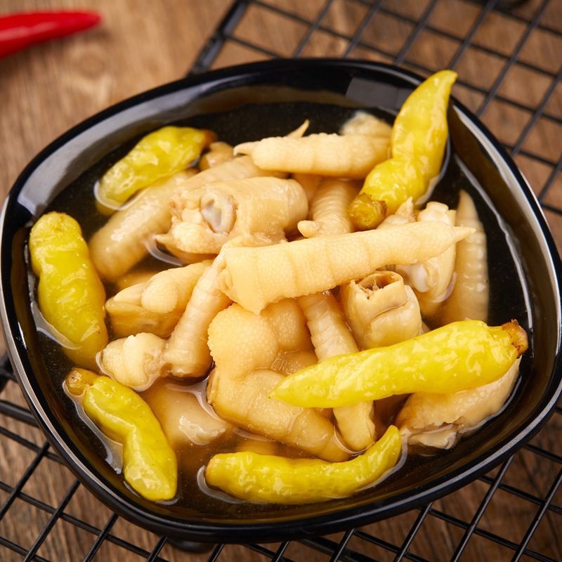 CHÂN GÀ YUYU TẨM VỊ ỚT XANH.