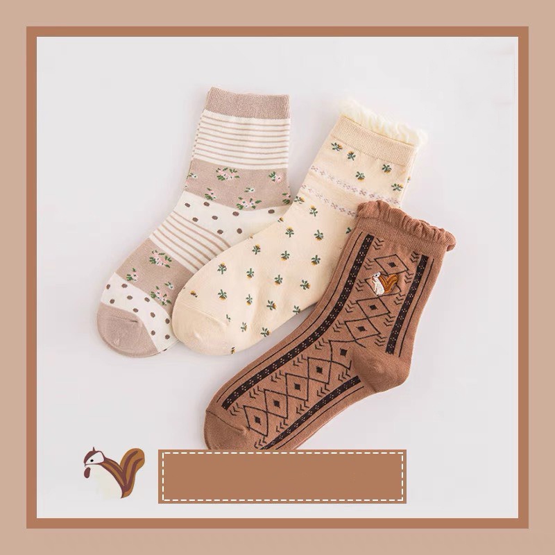 Vớ cổ cao Muzini tất Hàn Quốc họa tiết hoa nhí hình sóc nhẹ nhàng TN97