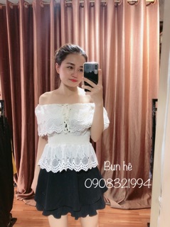 Áo trễ vai ren