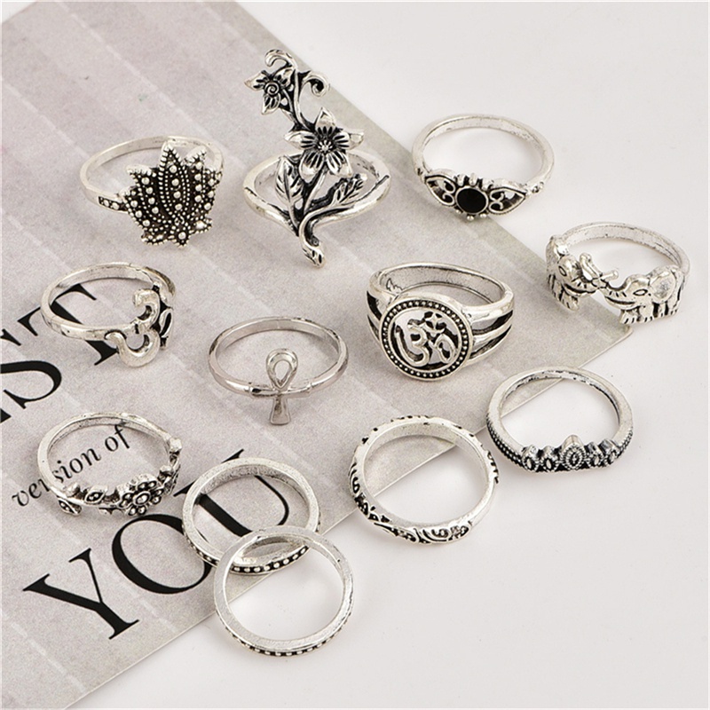 1 Set Nhẫn Đeo Tay Kim Loại Đính Đá Đen Phong Cách Retro Cho Nữ