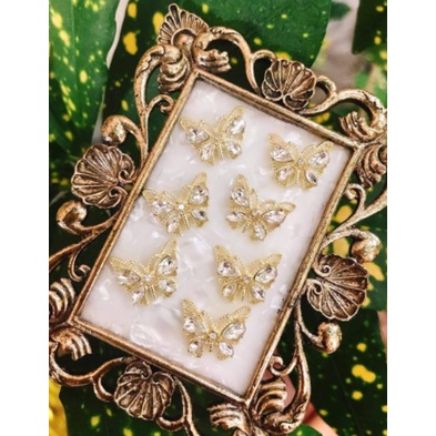 Charm bướm trang trí nail