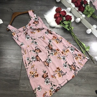 🍭🍭 váy nơ ngực