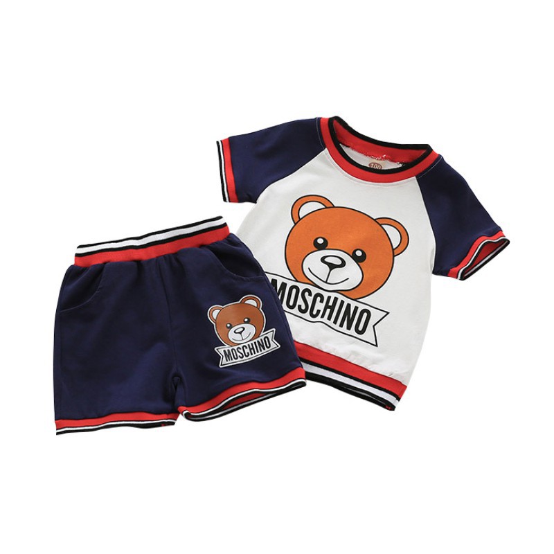 Set áo thun cotton tay ngắn cổ tròn + quần short in cùng họa tiết chú gấu hoạt hình dễ thương dành cho bé trai