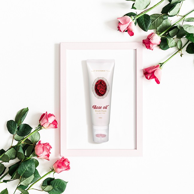 Sữa rửa mặt Rose Oil Brush Foam 120ml tác dụng thải độc, dưỡng trắng da, se khít lỗ chân lông | BigBuy360 - bigbuy360.vn