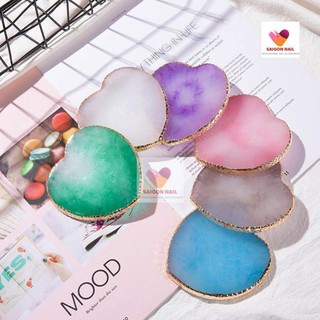 Khay đá đựng màu vẽ đủ kiểu