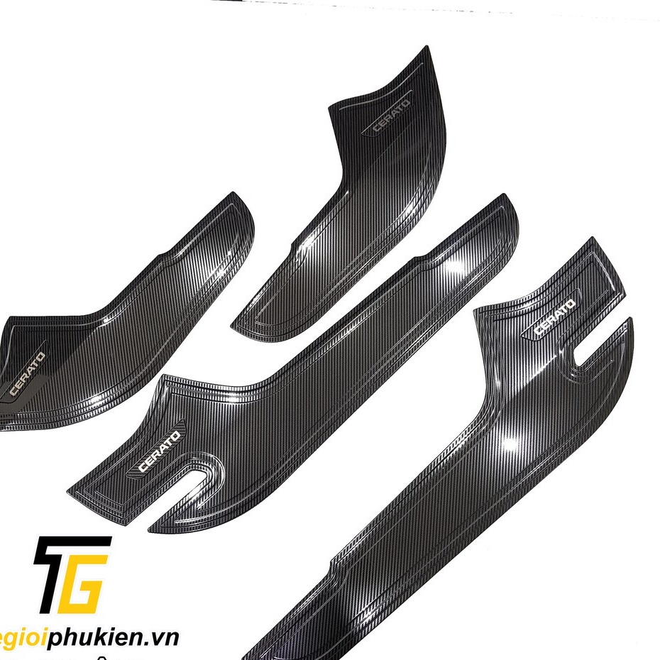 Ốp Tapli cacbon Cánh Cửa Xe Cerato 2019- 2020- 2021 carbon- Hàng đẹp