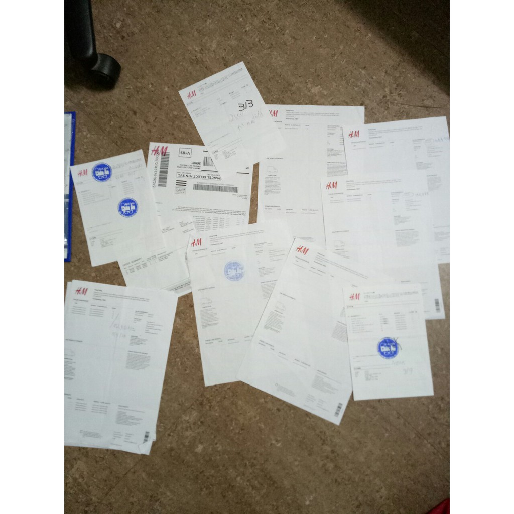 Kính HM chính hãng - có mail mua hàng của web chính hãng -hàng Auth