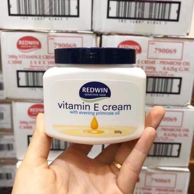 Kem dưỡng da mềm mịn vitamin E bôi REDWIN Úc 300g cho khô và da nứt nẻ