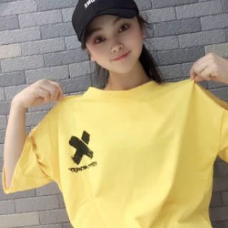 Áo phông dấu X ulzzang
