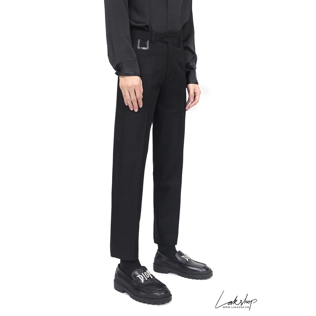 Quần Âu D.O  Bee Logo With Chain Trousers