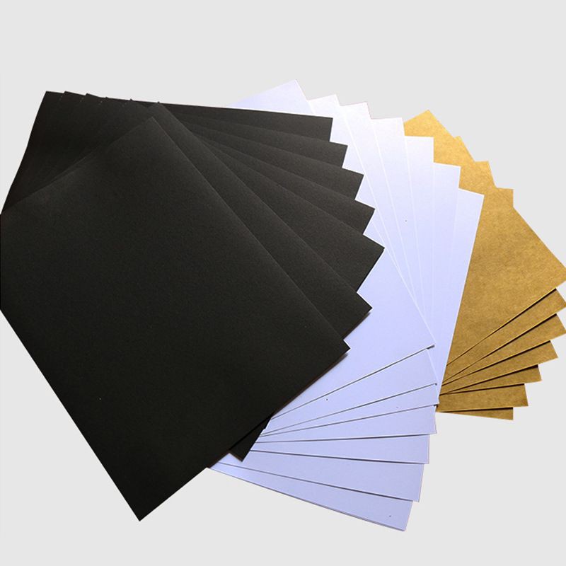 Tập 20 Giấy đen bìa cứng A4 trắng và đen, kraft. Tịnh lượng 250gsm mịn tốt. Paper A4 Black White