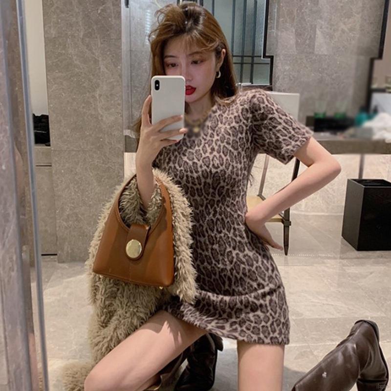 Váy tay ngắn cổ tròn họa tiết đốm da báo thời trang phong cách Hàn Quốc