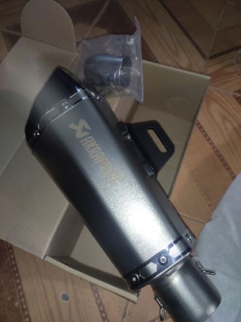 Pô Akrapovic CHÍNH HÃNG đùi gà cao cấp -Mẫu D5