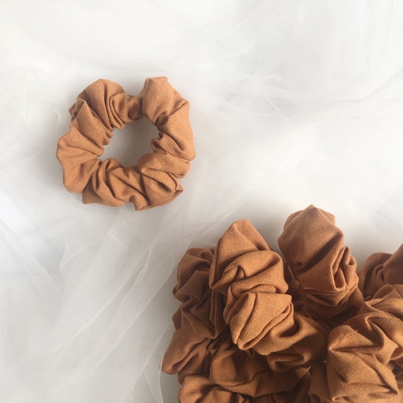 Cột tóc linen vàng cam