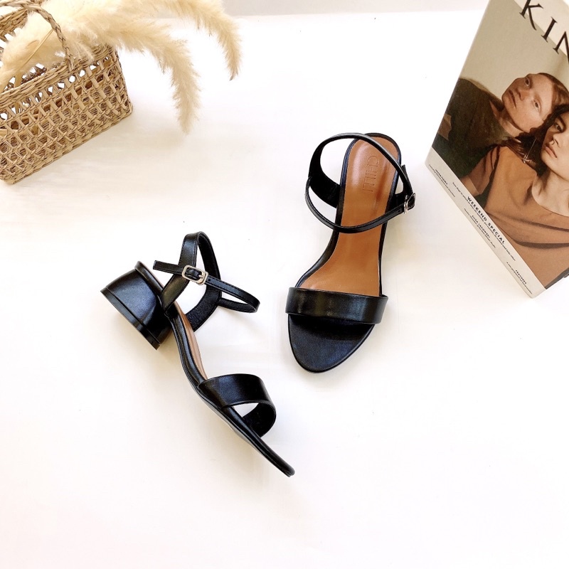 [Mã SKAMLTSM9 giảm 10% đơn 99K] Sandal quai ngang 3cm