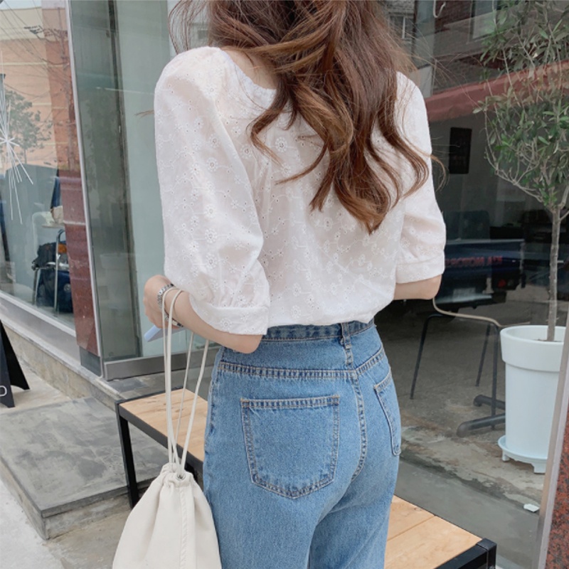 Áo sơ mi IELGY cổ chữ v thêu họa tiết rỗng phong cách Pháp cổ điển dành cho nữ