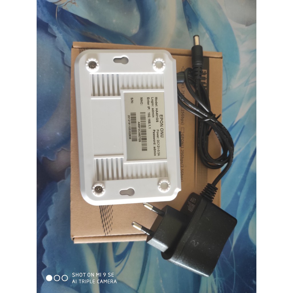 HA401GS CÓ 1 J45 port GE ONU epon onu  là một sản phẩm Ethernet bằng nhựa, với cổng 10 , 100 , 1000BASE  TX