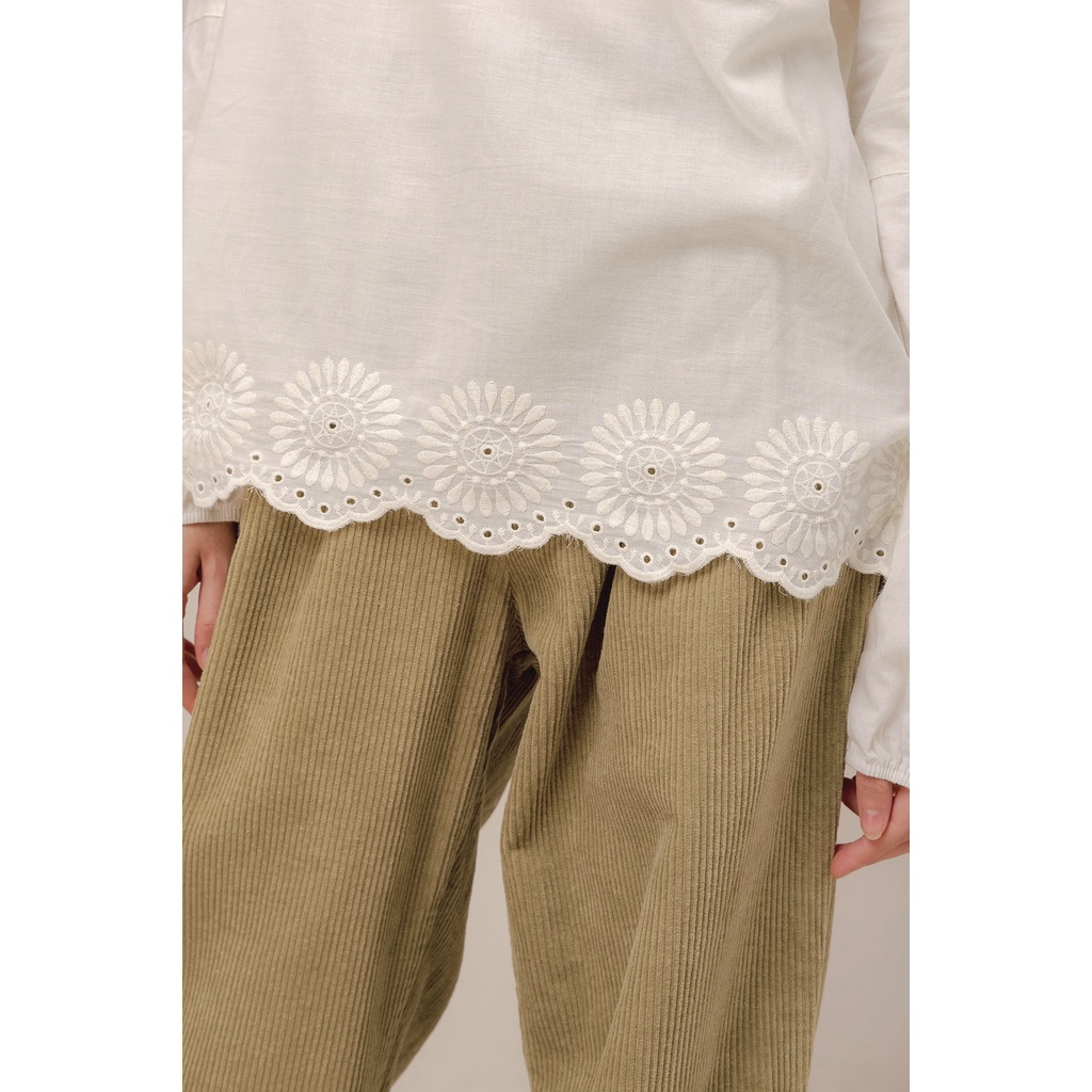 [SALE UPTO 50%] Áo cổ tròn tay dài vải xô hoa đục lỗ LENCLOTHING 8025