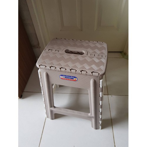 GHẾ NHỰA XẾP CAO DUY TÂN-Kích thước 33,7 x 29,2 x 42,4 cm