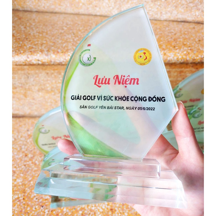 [In nội dung free] Cúp pha lê cánh buồm to ✅ Kỷ niệm chương - bilưu ểu trưng pha lê - cúp trao giải thể thao giá tốt