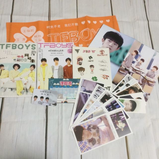 MUA 1 TẶNG 1 Giỏ quà Hộp quà nghệ sĩ/idol (Luhan, BIGBANG, TFBOYS, BTS,...) | BigBuy360 - bigbuy360.vn