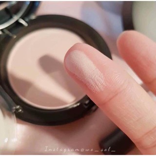 Phấn phủ Innisfree pore blur pact