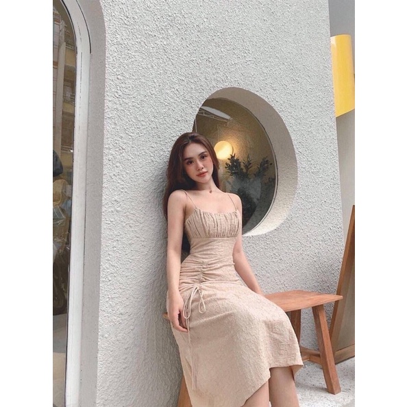 Đầm 2 dây midi tone nâu rút dây