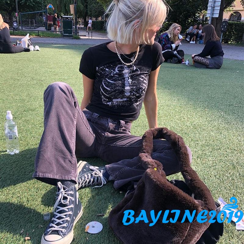 Áo Thun Nữ Ngắn Tay Cổ Tròn Thời Trang