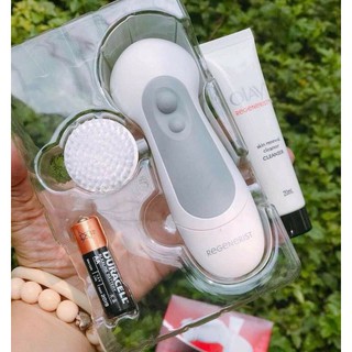 Máy rửa mặt Olay