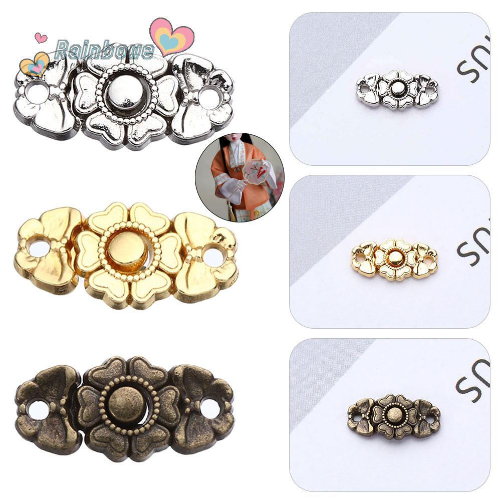 Bộ 10 Nút Áo Khoác Bằng Gỗ Dễ Thương Cho Búp Bê Tỉ Lệ 1 / 6