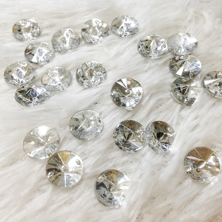 Hạt đá kết áo 3d tròn chóp ánh bạc đẹp nhiều size từ 0.6cm đến 1.4cm
