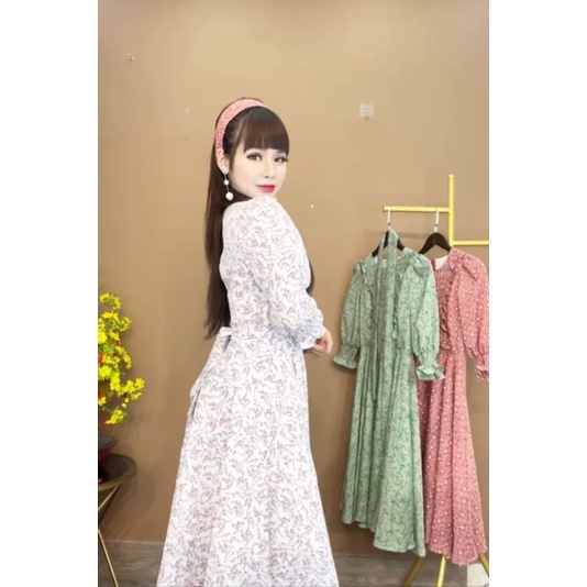 Váy trượt hoa xinh xắn