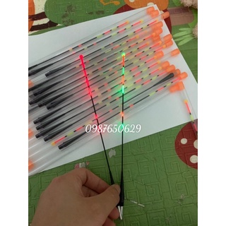 Ngọn phao điện thông minh đổi màu khi cá cắn câu kèm pin.phù hợp với tất cả các loại bầu phao